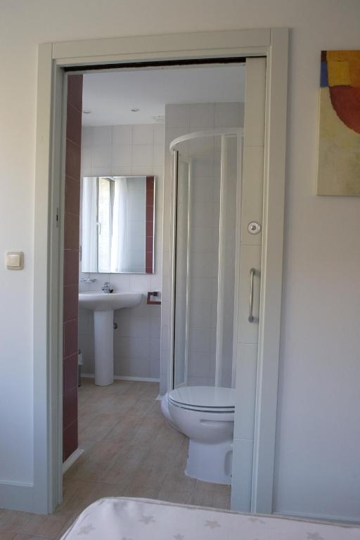 Ekia Pentsioa Hotel Zarautz Buitenkant foto